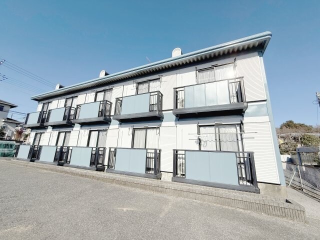 メゾンクレールの物件外観写真