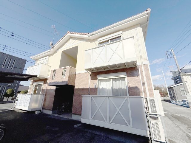 フルールハイツの物件外観写真