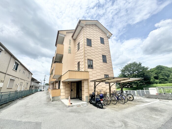 エクメーネ西沢の物件外観写真