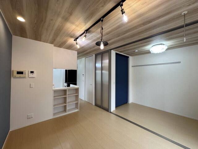 プリンスエドワードの物件内観写真