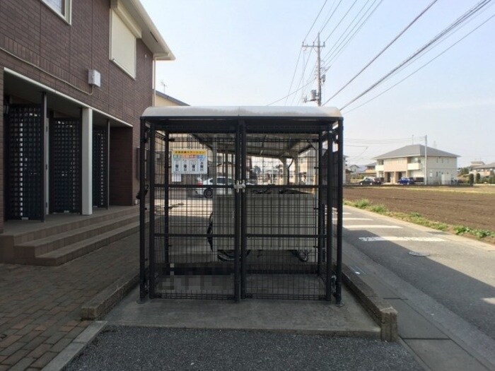 イーストヒルズ 七番館の物件外観写真