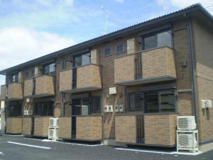 モンテベール Ⅱの物件外観写真