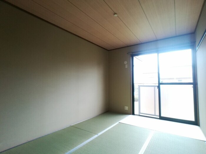 ネオ・アヴァンセ五代 弐番館の物件内観写真