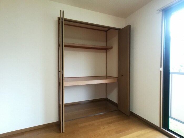 ネオ・アヴァンセ五代 弐番館の物件内観写真