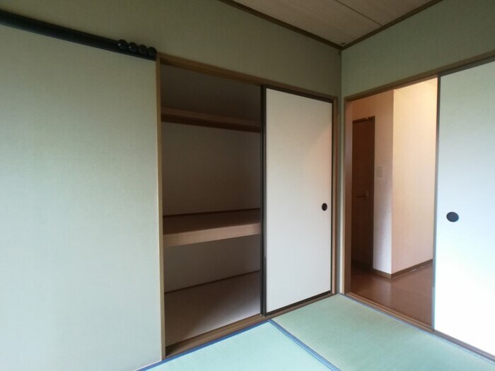 ネオ・アヴァンセ五代 弐番館の物件内観写真