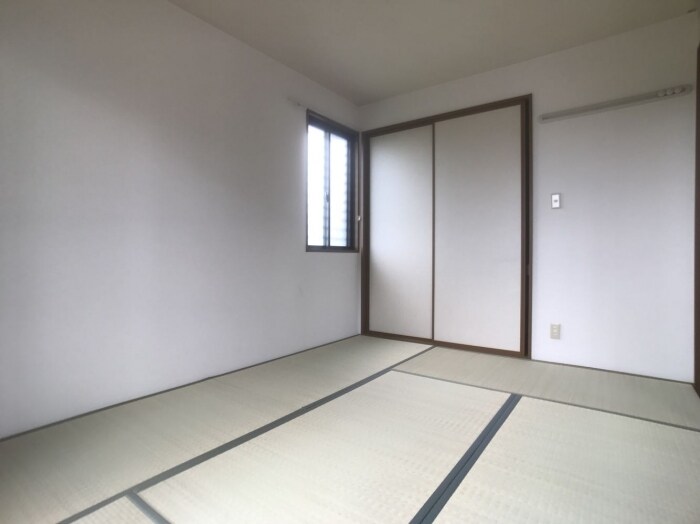 プラト･ビラ Ｃの物件内観写真