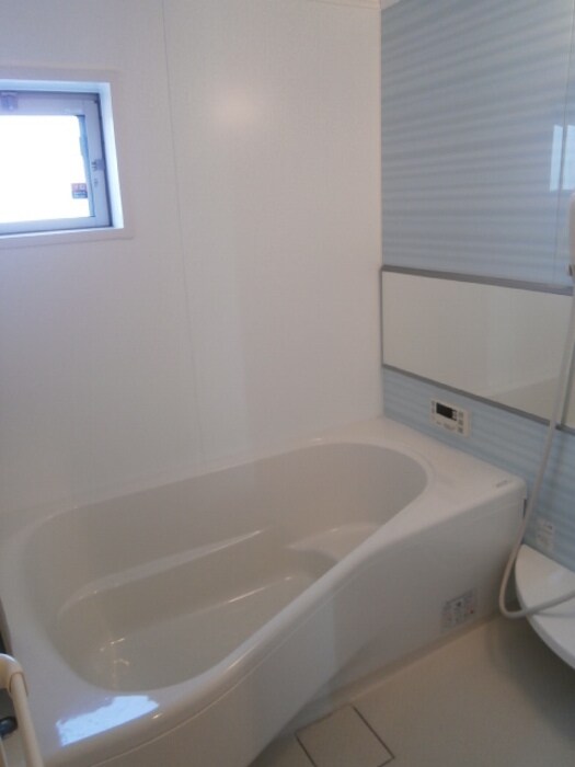 ヴィルドミール中今泉の物件内観写真