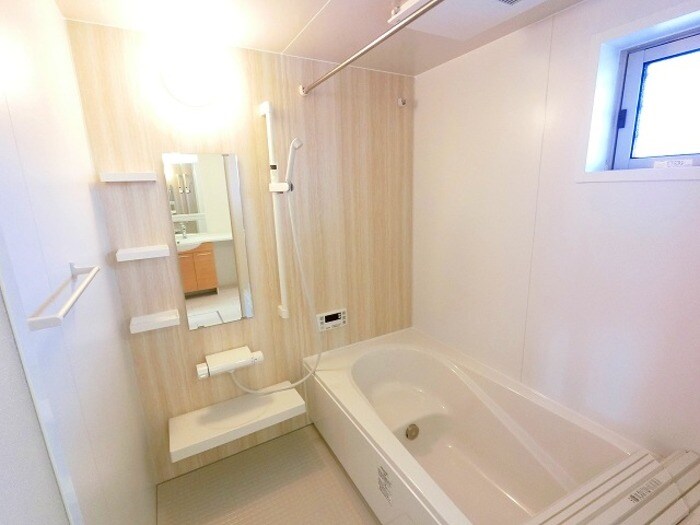 ラ・ポーテＡの物件内観写真