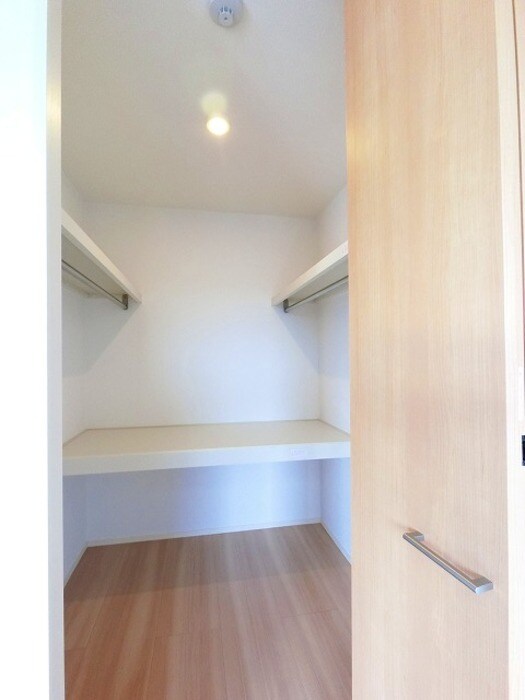 ラ・ポーテＡの物件内観写真