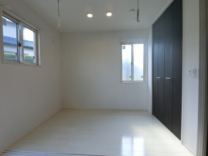 ヴァイアＥの物件内観写真