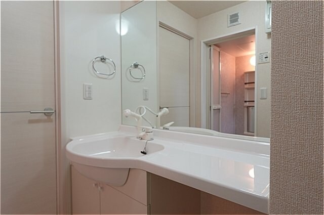 シャルムトロン Ｃの物件内観写真