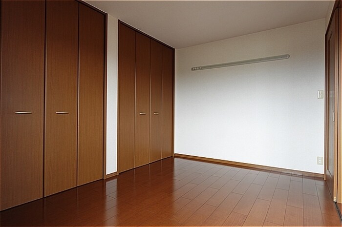 フローラルコート Ｅの物件内観写真