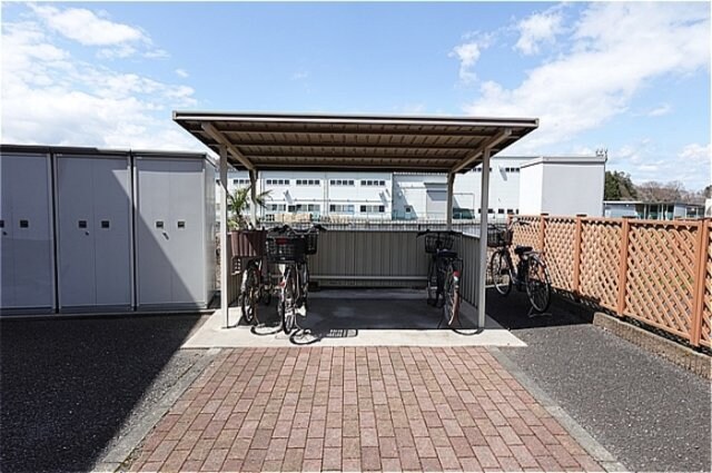 フローラルコート Ｅの物件内観写真