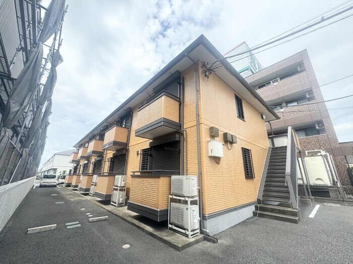 アヴァンギャルドの物件外観写真