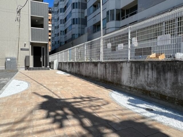 エル アベニューの物件外観写真