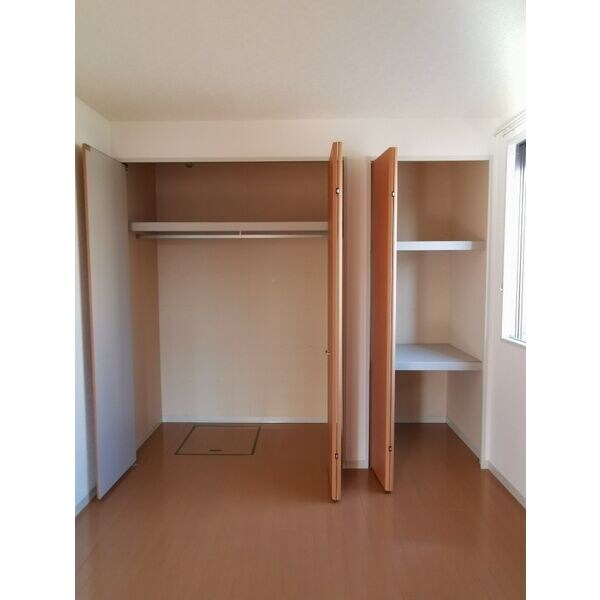 アーバン21 A棟の物件内観写真