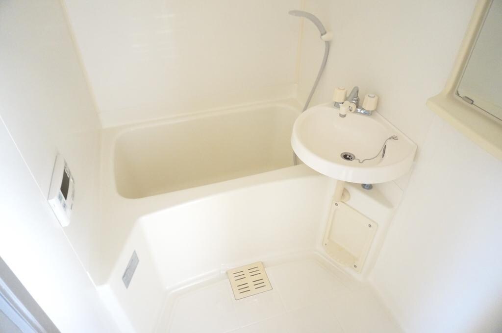 ラ・リバートの物件内観写真