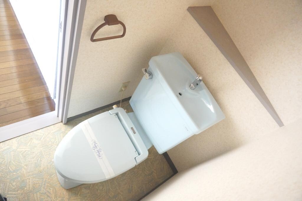 ラ・リバートの物件内観写真