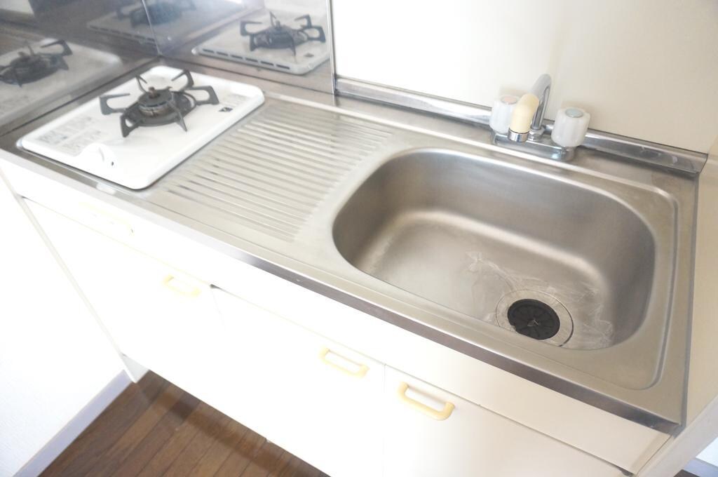 ラ・リバートの物件内観写真