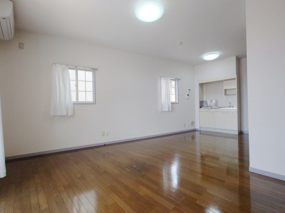 ラ・リバートの物件内観写真