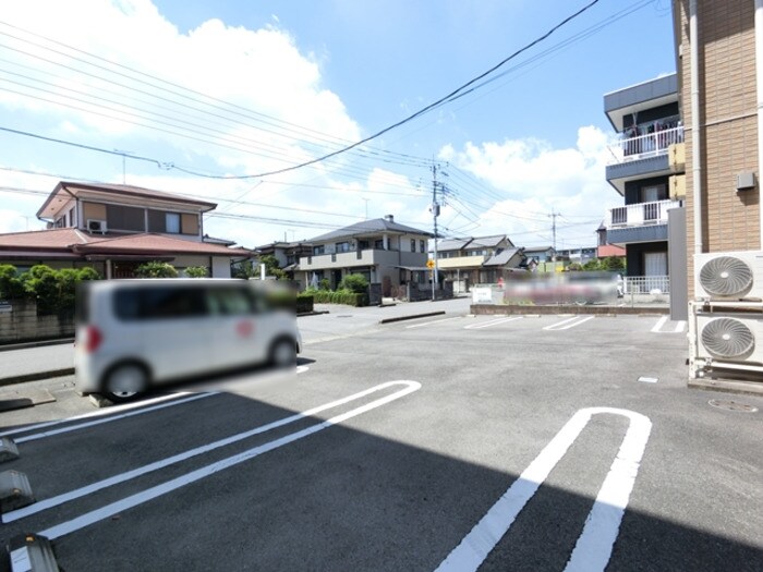 コンフォール飯塚 Ⅱの物件外観写真