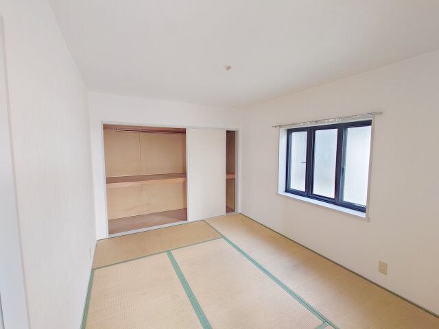 シャイン・クレストＢの物件内観写真