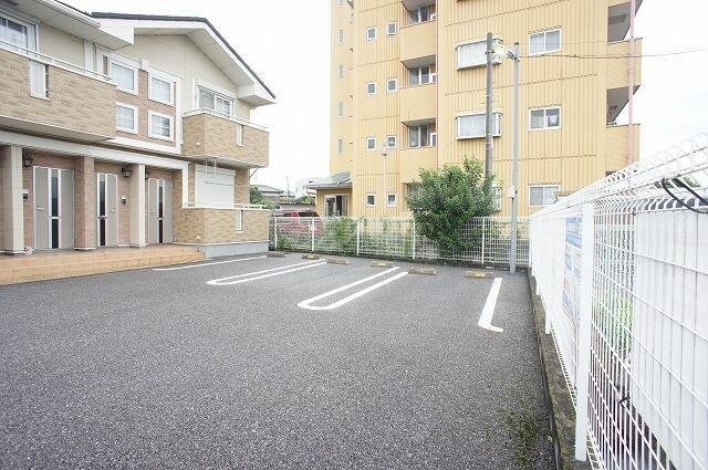 ブリアンハイムＣの物件外観写真