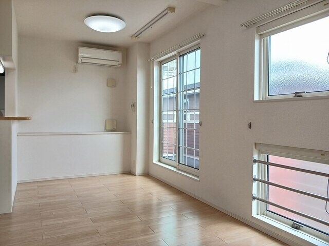 サンライズガーデン　Ｆの物件内観写真