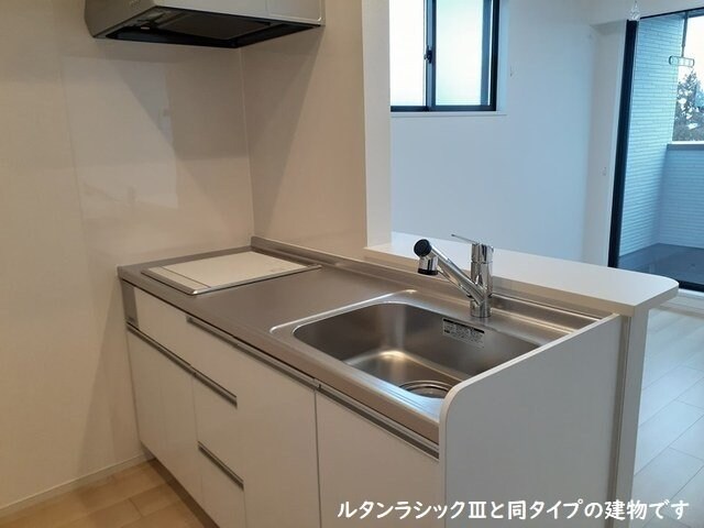 平松本町アパートの物件内観写真