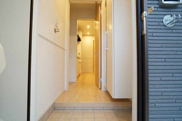 ワールドプレイスＢの物件内観写真