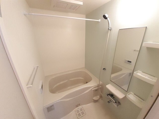 エスポアール・ユイットの物件内観写真