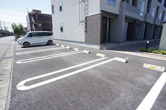 アルベール平松の物件外観写真