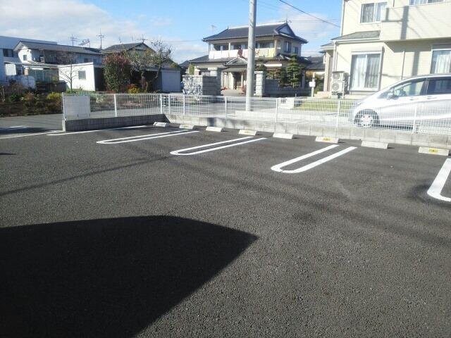 ラ・フランセ６の物件外観写真