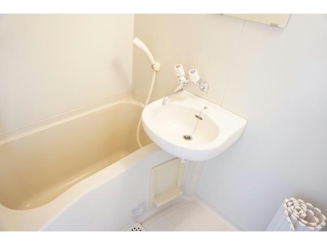 サンシティ岡本の物件内観写真