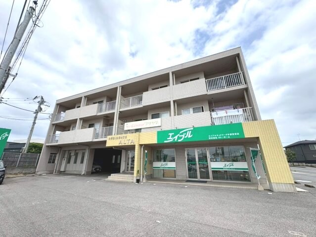 レジデンスアルタの物件外観写真