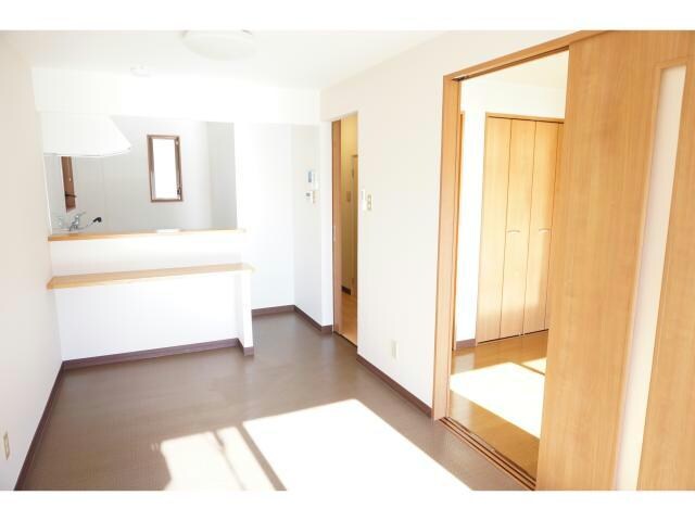 レジデンス桜田の物件内観写真