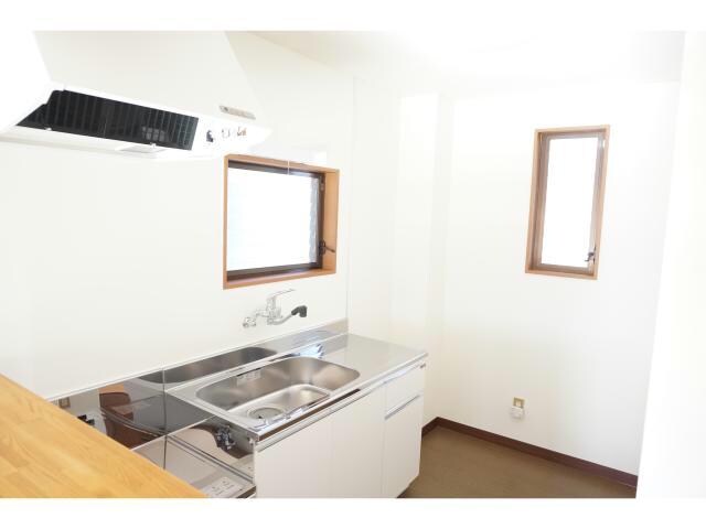 レジデンス桜田の物件内観写真