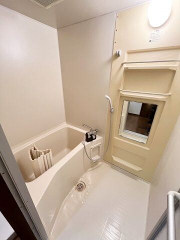 サンシャインビルの物件内観写真