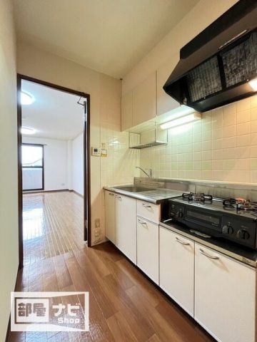 サンシャインビルの物件内観写真