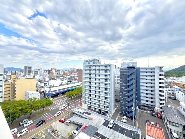 コリドール中央の物件内観写真