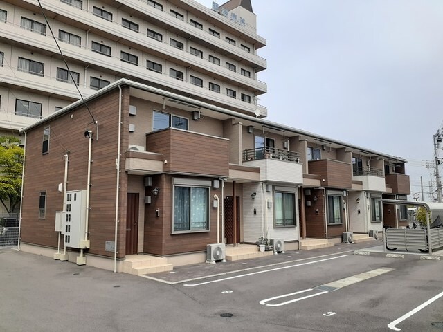 グレイス高松Ⅱの物件外観写真