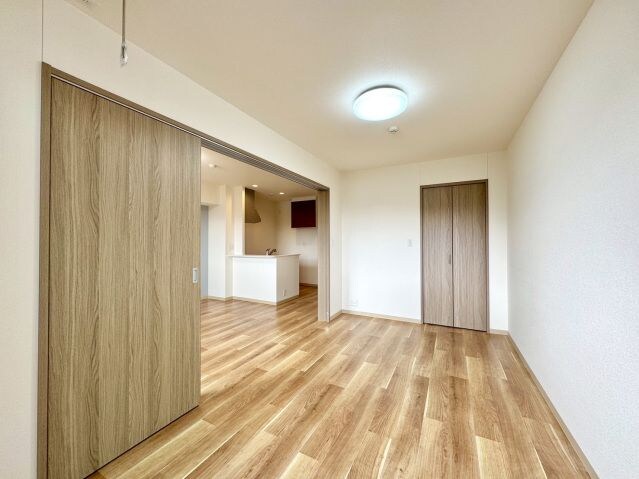 イーストレガシーレジデンスの物件内観写真