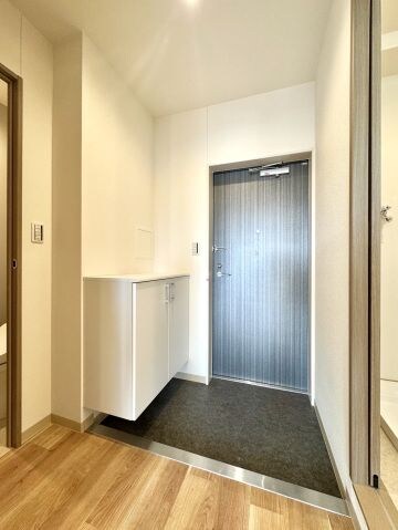 イーストレガシーレジデンスの物件内観写真