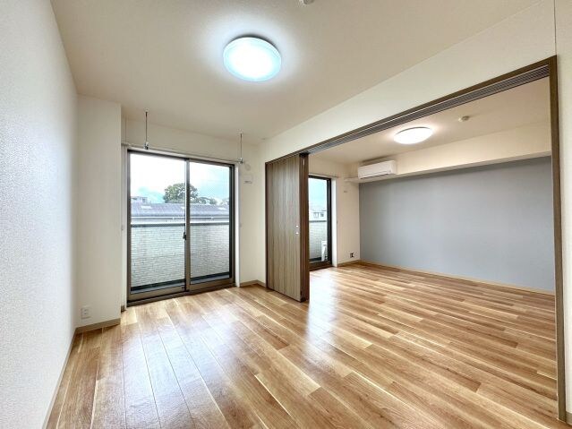 イーストレガシーレジデンスの物件内観写真