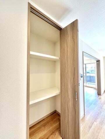 イーストレガシーレジデンスの物件内観写真