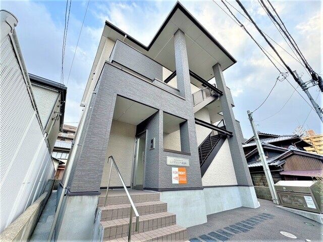 レジデンシア西宝町の物件外観写真