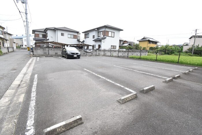 ユイマールガーデンⅢの物件外観写真