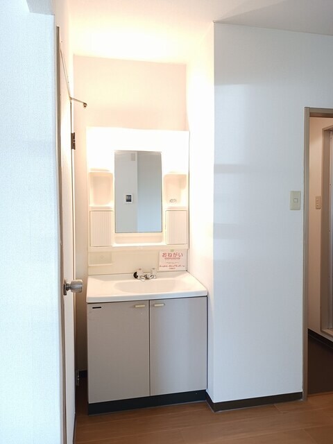 ニューシティー八栗口Ｂの物件内観写真