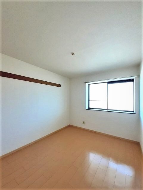 ニューエルディム浅野の物件内観写真