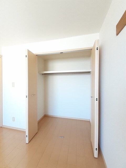 ニューエルディム浅野の物件内観写真